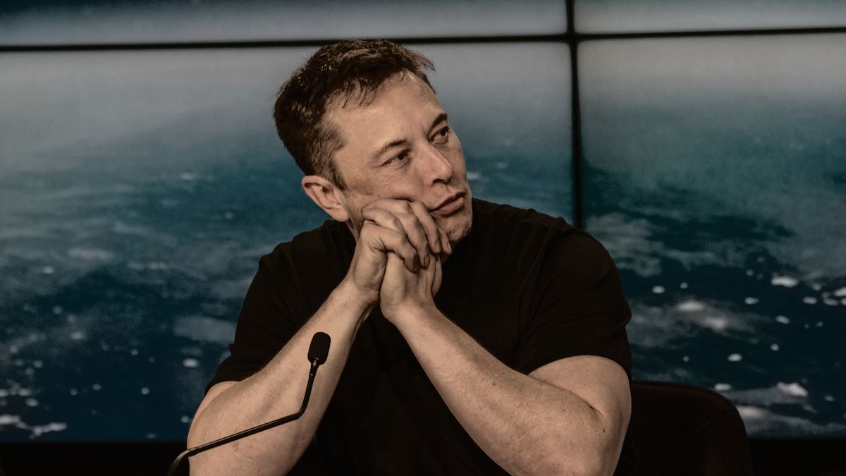 Elon Musk vyhrál soud s jeskyňářem, kterého označil za „pedo chlápka“